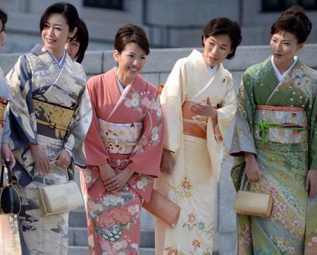 日本节日：近江八幡左义长祭